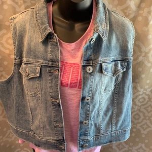 Distressed MidDrift Jean Jacket